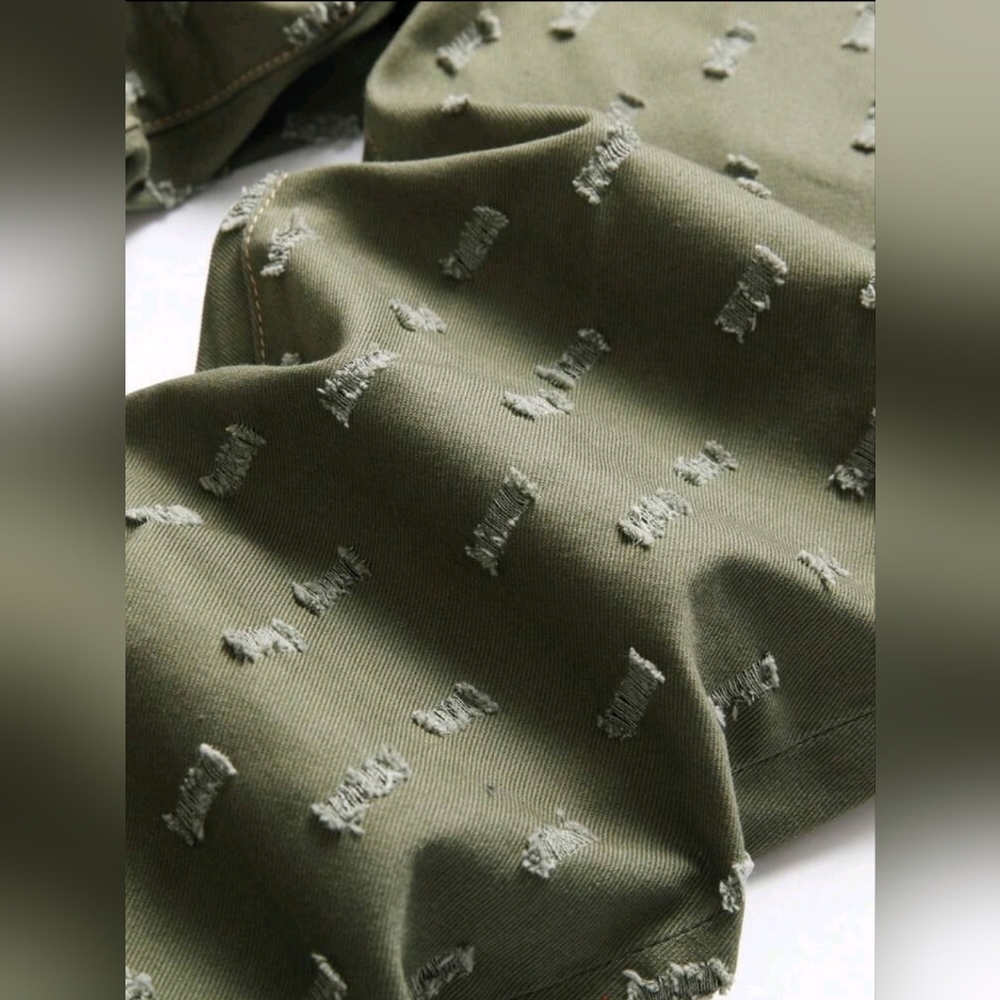 Stylish Olive Green Patterned Pants - image 4